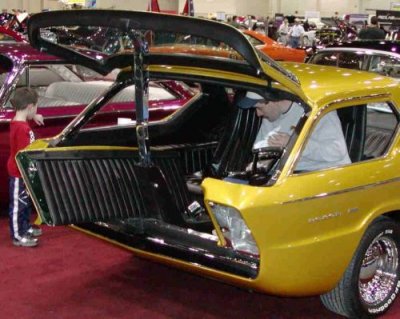 deora_dooropen2vi-vi.jpg