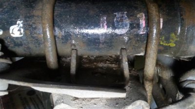 Rear Axle Tube Marks 1 Drvr (Medium).jpg Rear Axle Tube Marks 1 Drvr (Medium).jpg