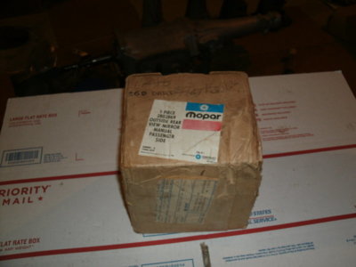Mopar parts 016.JPG