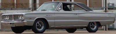 1966 Coronet 440 silver black top.jpg