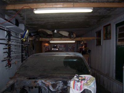 GARAGE 001.JPG