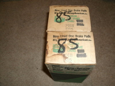 NOS Brake pads, Schiefer clutchs 012.JPG