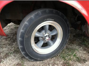 Savoy Wagon Front tire.jpg