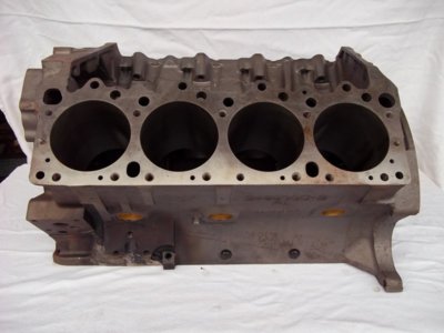 70 hemi block #2.JPG 70 hemi block #2.JPG