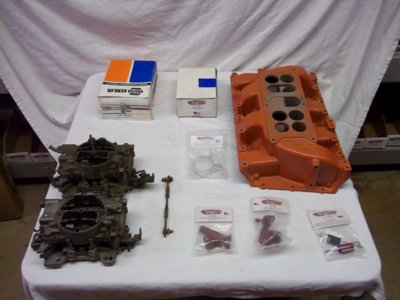 70 hemi intake and carb.JPG 70 hemi intake and carb.JPG