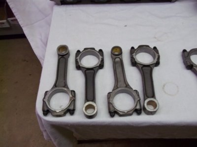 70 hemi rods 1.JPG 70 hemi rods 1.JPG