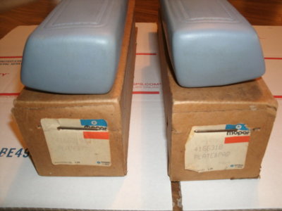 NOS arm rest pads 004.JPG