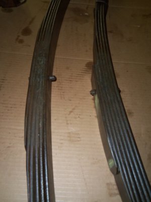 2-5leafsprings (9).jpg 2-5leafsprings (9).jpg