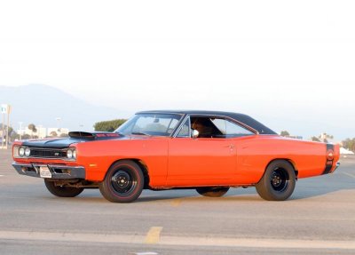 69.5 Super Bee A12 440 Six Pack Vitiman-C #3.jpg