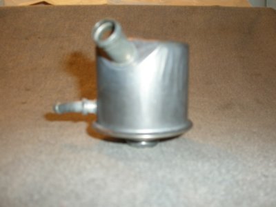 Breather 2 Port 004 (Small).JPG Breather 2 Port 004 (Small).JPG