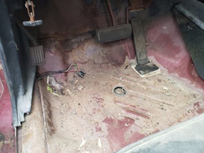 67CoronetDriversFloor.jpg 67CoronetDriversFloor.jpg