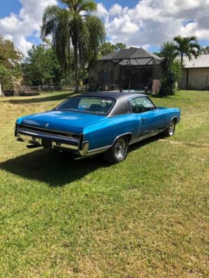 90323440_10219646996359504_4997314102389899264_n (1).jpg