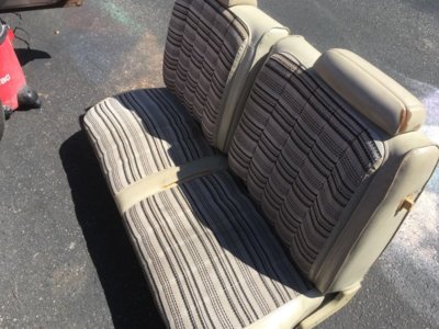 seat.jpg seat.jpg