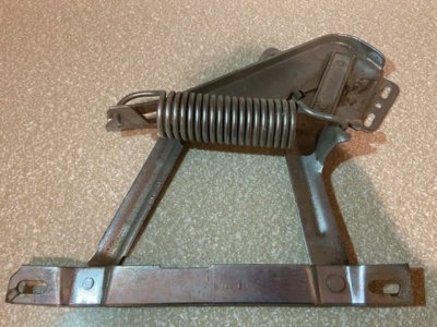 Hinges2.jpg Hinges2.jpg