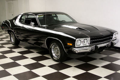 plymouth-roadrunner-1974-3.jpg
