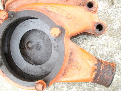 1970 Big Block pump housings 005.JPG