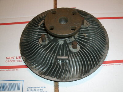 Hemi fan clutch 006.JPG