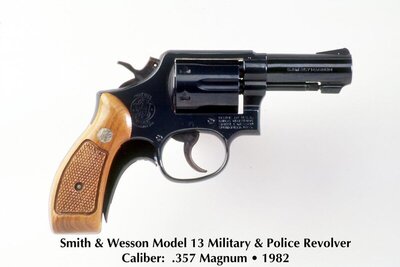 R7510-FBI-Handguns-Revolvers-13.jpg