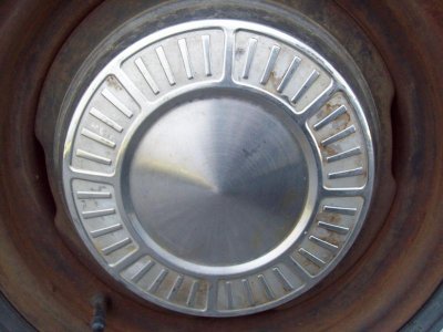 65 ply.hubcaps 004.jpg