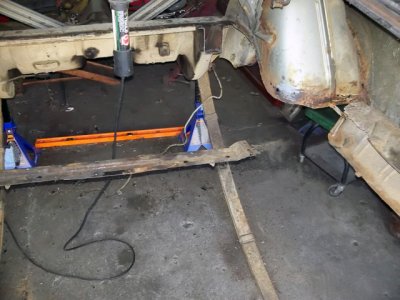 Removed_FrameRail_R_Close.jpg Removed_FrameRail_R_Close.jpg