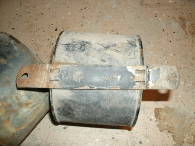 216 fan AG cans 008.JPG