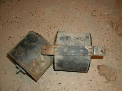 216 fan AG cans 009.JPG