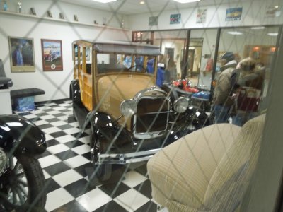 mcpherson collegeDSCN7343097.JPG