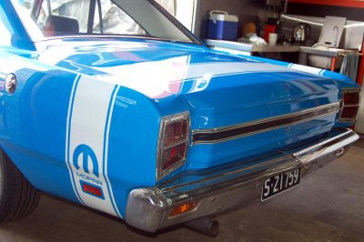 00 vehicle-signs-mopar-stripes-3.jpg