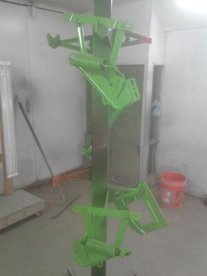 hood hinge1.jpg hood hinge1.jpg