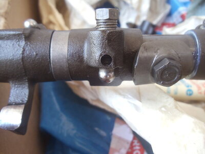rocker arm hole 2.JPG rocker arm hole 2.JPG
