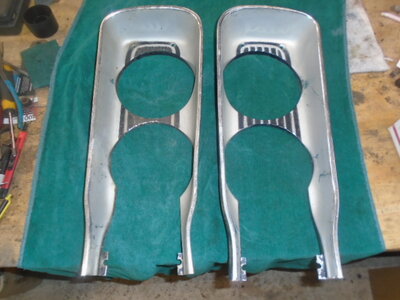 69 rr grille 004.JPG