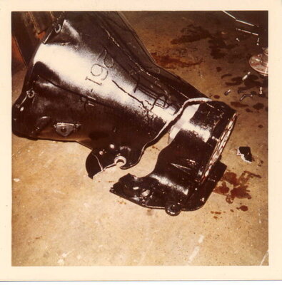 Busted case.jpg Busted case.jpg