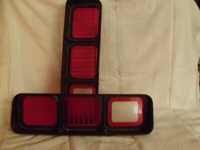 RR Tail Light 3.JPG RR Tail Light 3.JPG