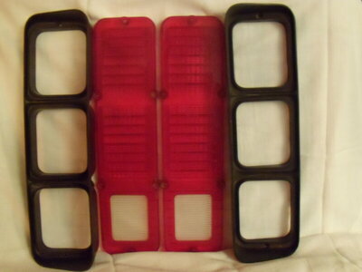 RR Tail Light 4.JPG RR Tail Light 4.JPG