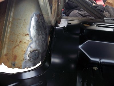 TrunkFitment_2.jpg TrunkFitment_2.jpg