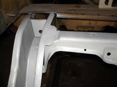 ShockCrossmember_L.jpg ShockCrossmember_L.jpg