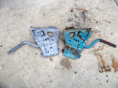 TrunkHingeNew.jpg TrunkHingeNew.jpg