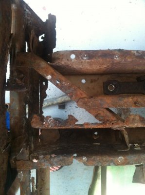 165034_4275934218472_107779250_n.jpg 165034_4275934218472_107779250_n.jpg