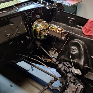 engine bay.jpg engine bay.jpg