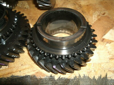 833 4 speed 23 spl gear set Case 012.JPG