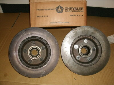 1970 NOS Disc Rotors GTX Tail Bezels 017.JPG