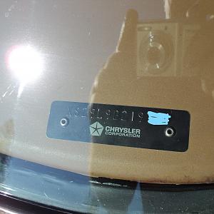 Charger Dash Vin.jpg Charger Dash Vin.jpg