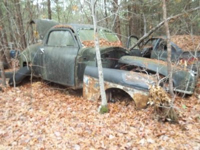 row of cars.jpg row of cars.jpg