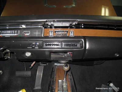 Restored dash MAY 2013-002.jpg Restored dash MAY 2013-002.jpg