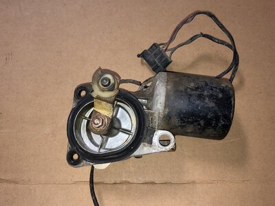 Wiper_66-c.JPG Wiper_66-c.JPG