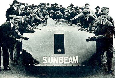 Henry_Seagrave_Sunbeam_1000_HP_LSR_Factory_Push.jpg