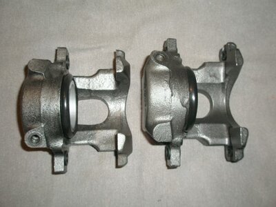 Wide Mouth Calipers 70 007 (Small).JPG Wide Mouth Calipers 70 007 (Small).JPG