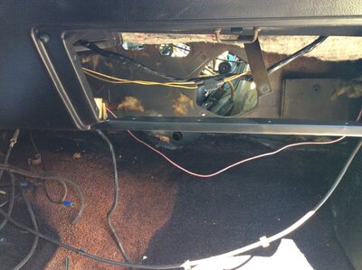 2018-Heaterboxgloveboxout01.JPG 2018-Heaterboxgloveboxout01.JPG