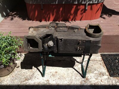 2018-Heaterboxout01.JPG 2018-Heaterboxout01.JPG