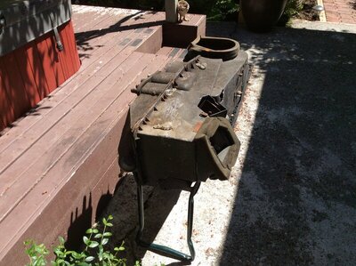 2018-Heaterboxout04.JPG 2018-Heaterboxout04.JPG